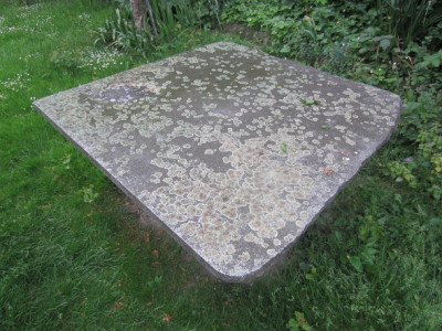 Gartentisch.JPG