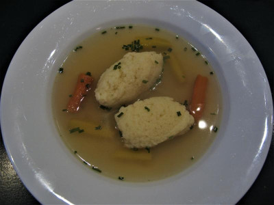griesnockerlsuppe.JPG