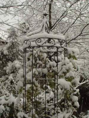 Obelisk_im_Schnee.jpg