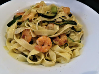 tagliatellegarnelenzucchini.JPG