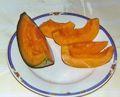 Meloneaufgeschn.jpg