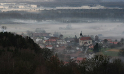 Dorf-im-Nebel.jpg
