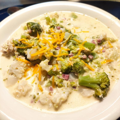 Brokkoli-Blumenkohl-Käse-Suppe.jpg