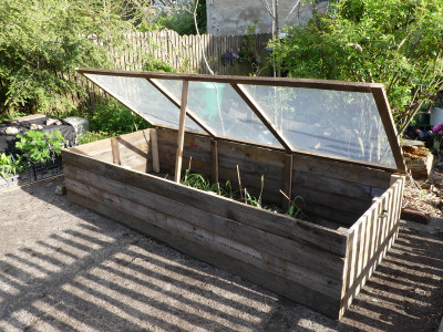2021-05-15 Garteneinblick 4.jpg