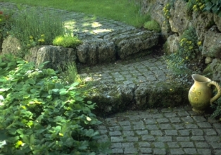a_Granitpflaster_Nagelfluh_Ruth.jpg