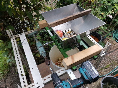 Obstmühle Handkurbel ersetzt.jpeg