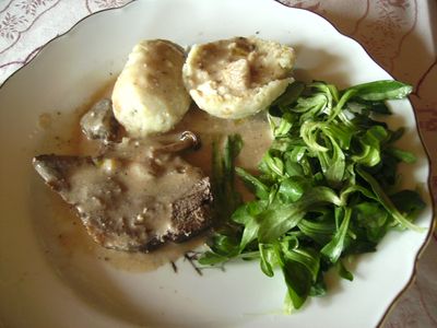 Wildschwein_mit_Beilagen.jpg
