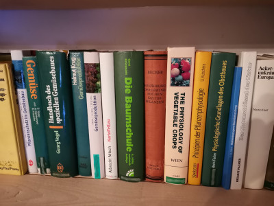 Gartenbaubücher.jpeg