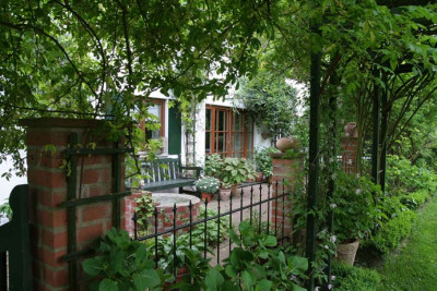 Gartenansicht-Mai-8.jpg