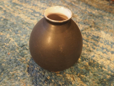 Vase mattschwarze Glasur P1280012.JPG