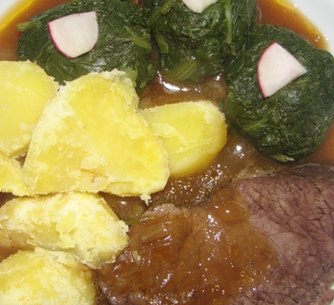 rinderbraten_spinat.JPG