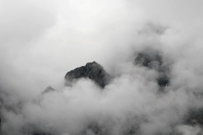 Gipfelwolken.jpg
