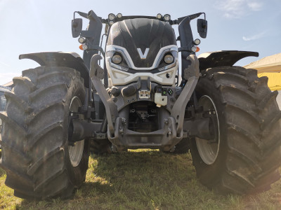Valtra.jpeg