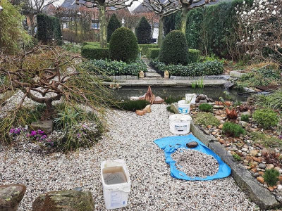 Gartenarbeit im März.jpg