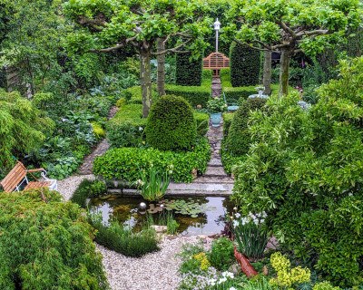 Garten-Ende-Mai.jpg