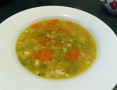 weissebohnensuppe.JPG