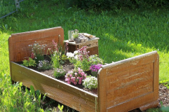 Ein Bett im Garten