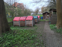 Drei Gruppenin 3-er Blöcken