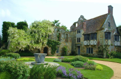 Scotney Castle