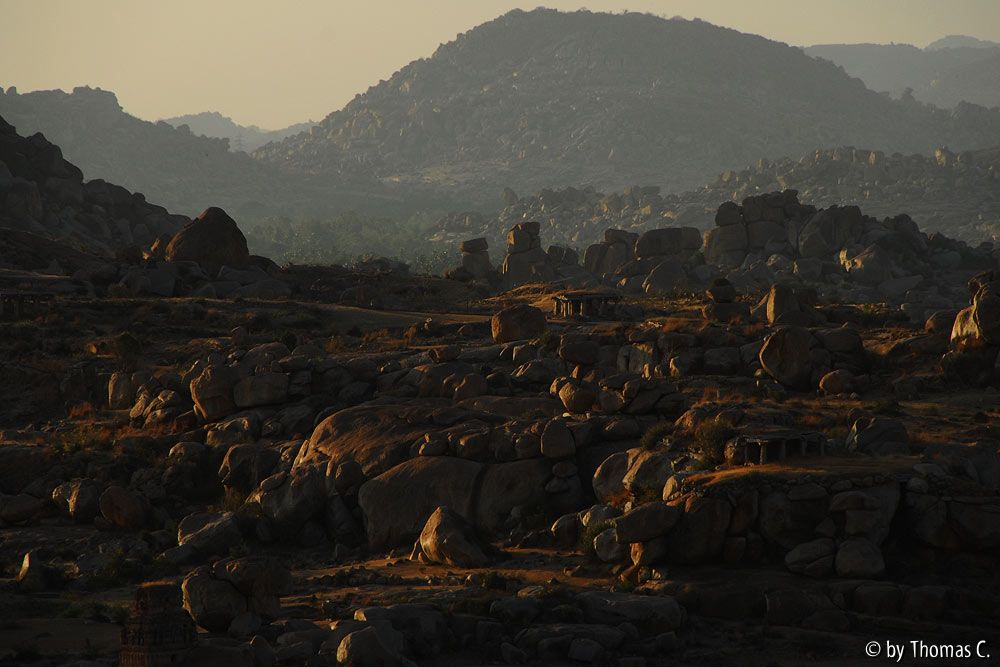 Hampi-Landschaft am Abend
