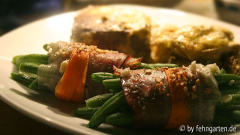 bohnen mit knoblauch-schinkenmantel