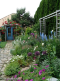 Hauptbeet Blickachse nach Westen im Juni