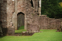 Llanthony Priory 3