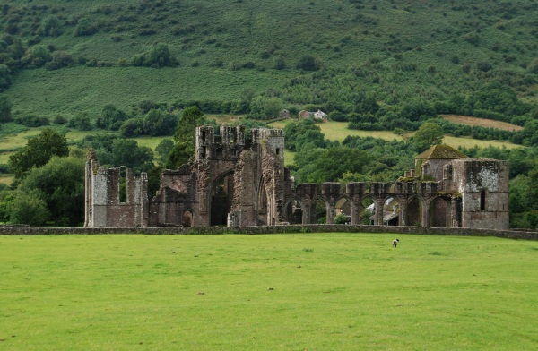 Llanthony Priory 13