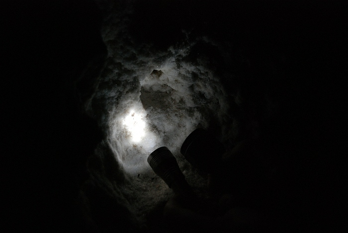 Höhle 06