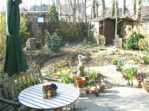 März 2003