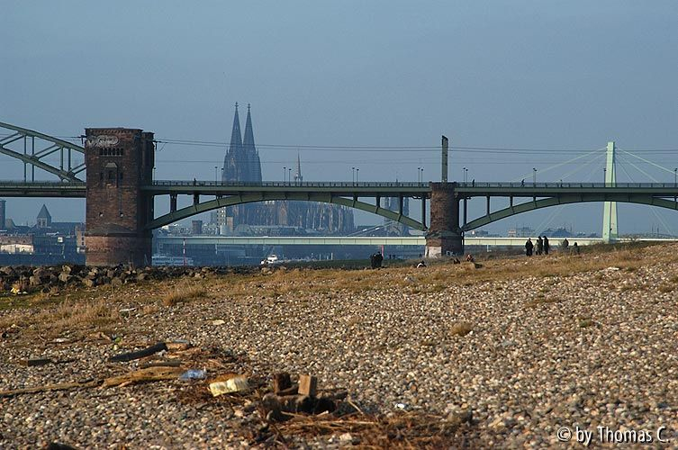 Rheinspaziergang 26: Domblick mit Südbrücke