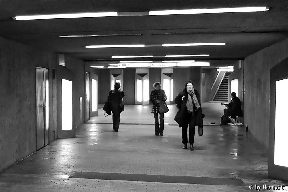U-Bahnstation Ebertplatz mit Musik
