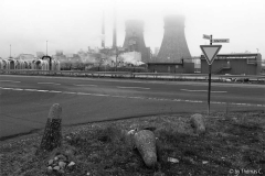 Kühltürme im Hochnebel